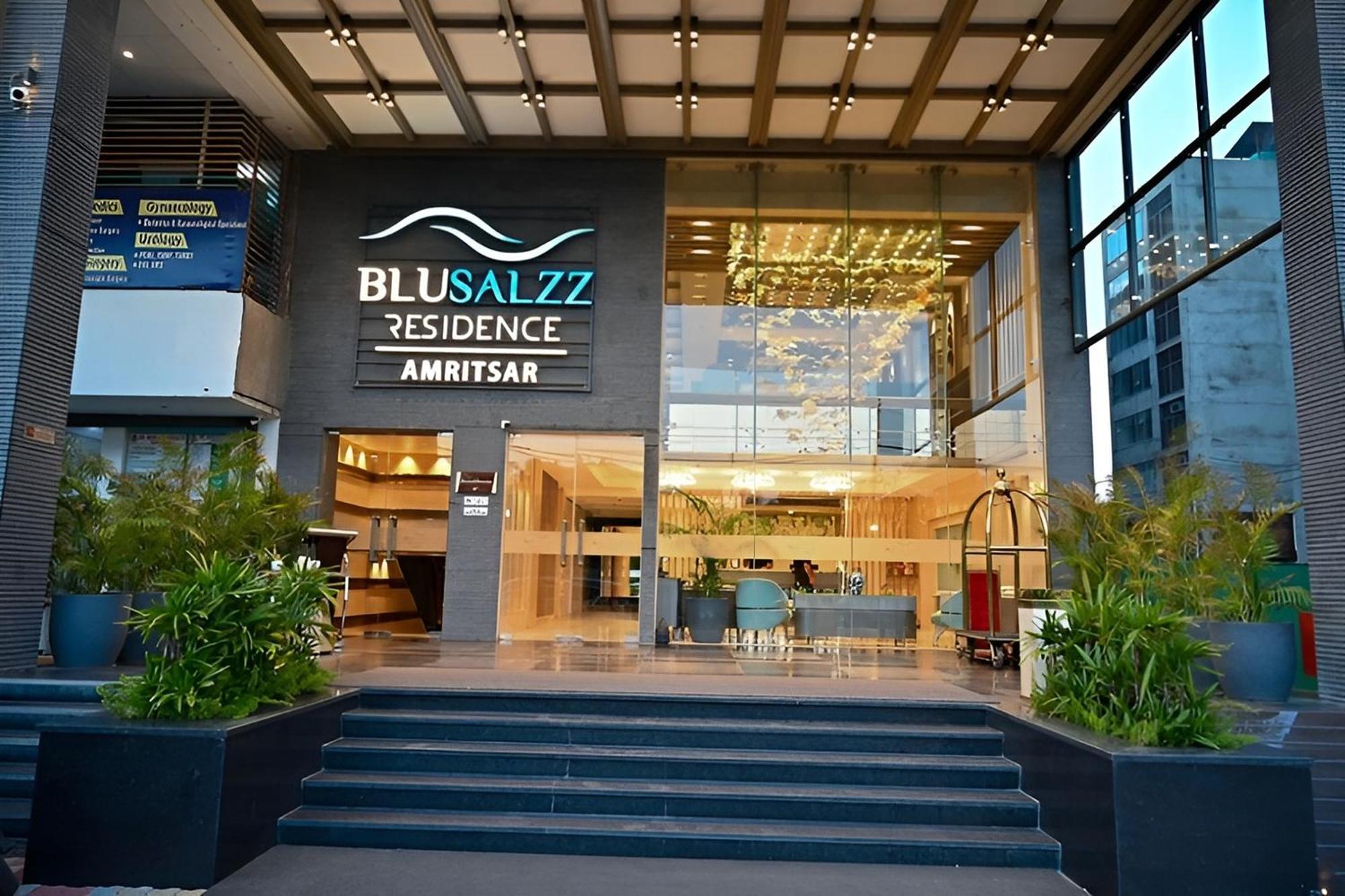 Blusalzz Residence Amritsar Luaran gambar